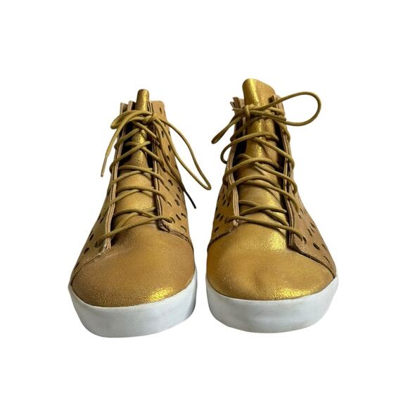 Volcom Damen Buzz Perforated Hi Top Sneakers Goldfarben Gold Dust Women’s 6.5 - Picture 2 of 11